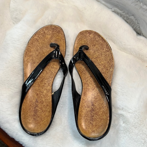 Dkny Shoes - DKNY Women’s Sandals Slip-0n Black Size 9